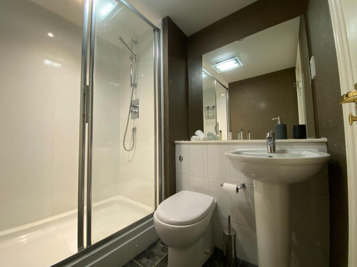 Maltings Apartment - Spacious 2 Bed Ground Floor Apartment เคิร์กคาลดี ภายนอก รูปภาพ